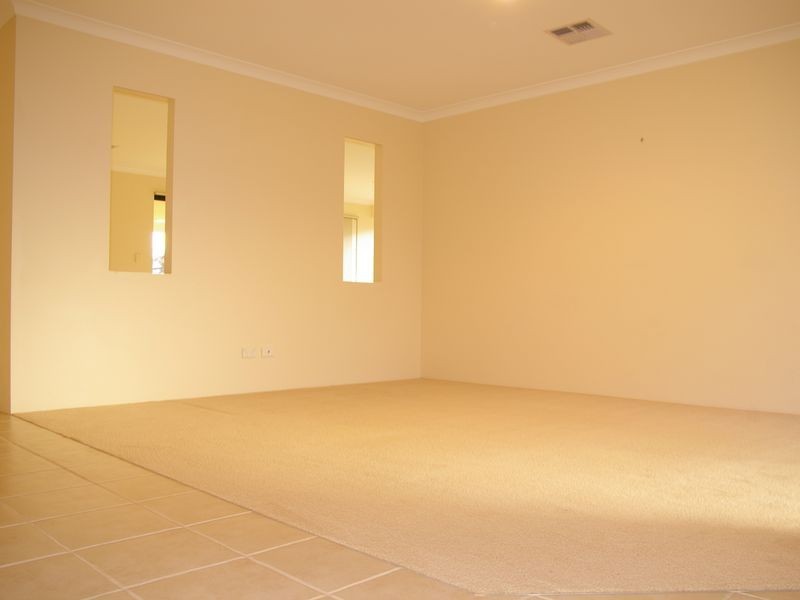 9 Casson St, Dalyellup WA 6230