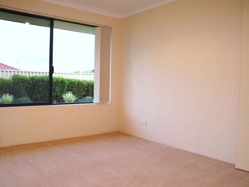 9 Casson St, Dalyellup WA 6230