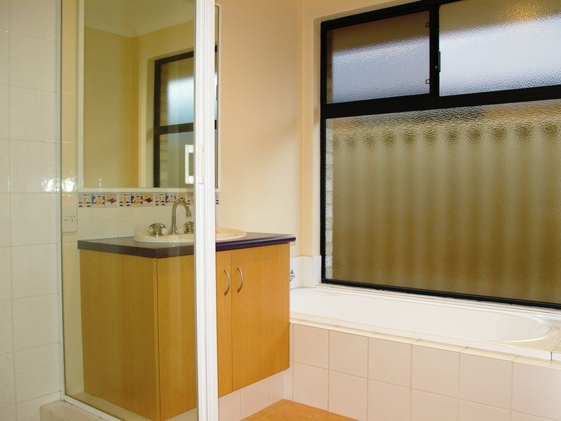 9 Casson St, Dalyellup WA 6230