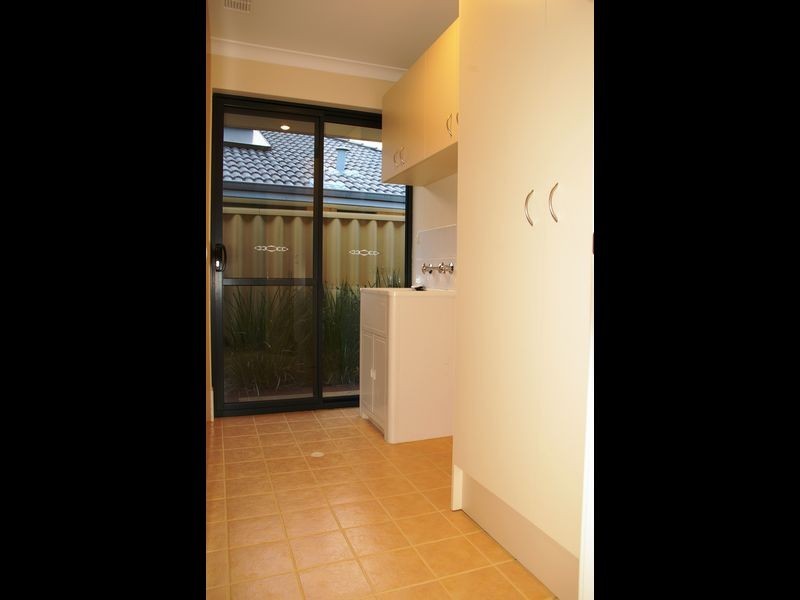 9 Casson St, Dalyellup WA 6230