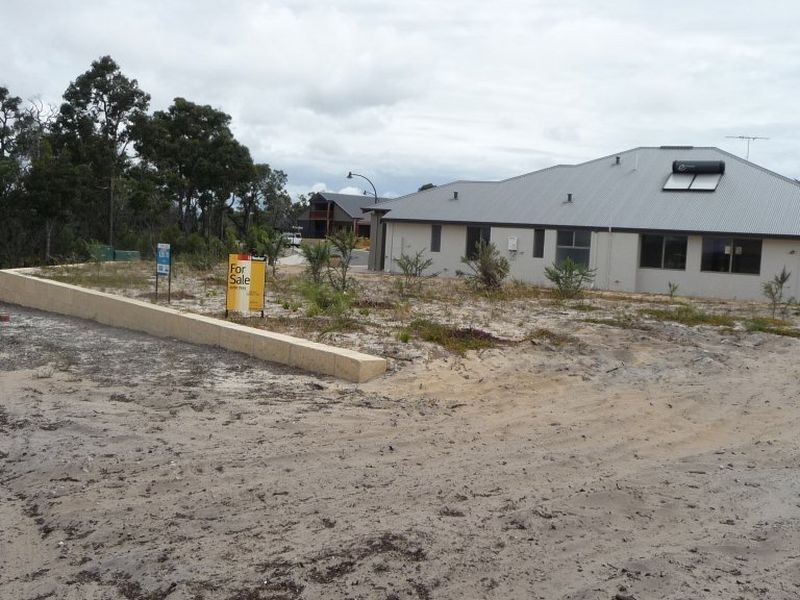 10 Pomeroy Boulevard, Australind WA 6233