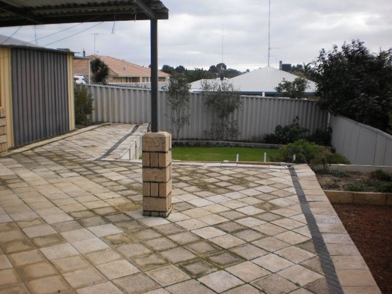 15 Carr Place, Usher WA 6230