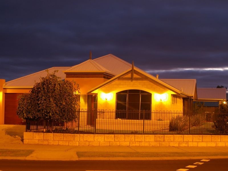 181 Norton Promenade, Dalyellup WA 6230