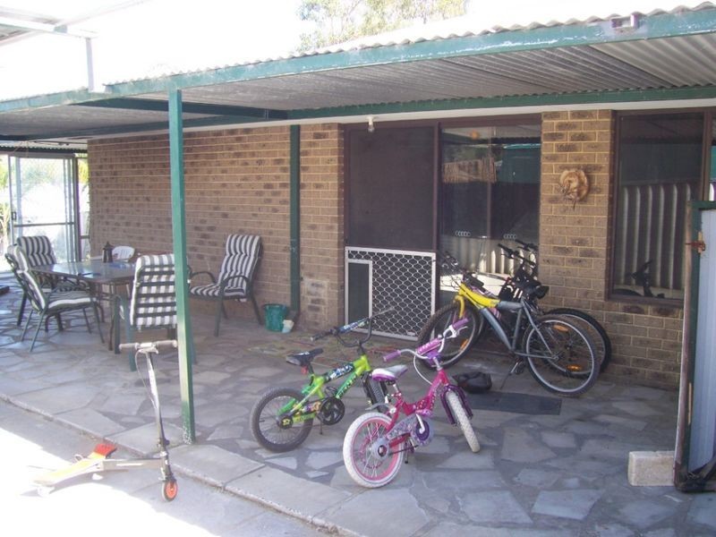 28 Pritchard Cross, Usher WA 6230