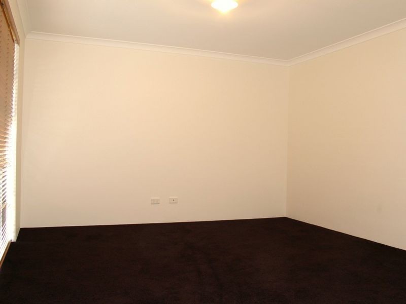 5 Oxley Pass, Dalyellup WA 6230