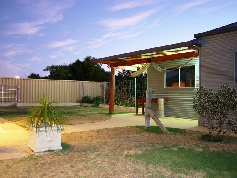41 Daablone Vista, Dalyellup WA 6230