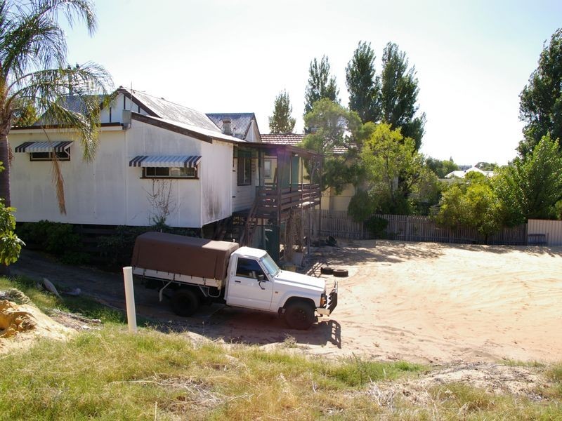 93 Beach Road, South Bunbury WA 6230