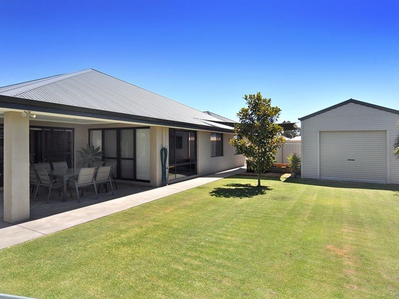 18 Emerald Street, Australind WA 6233