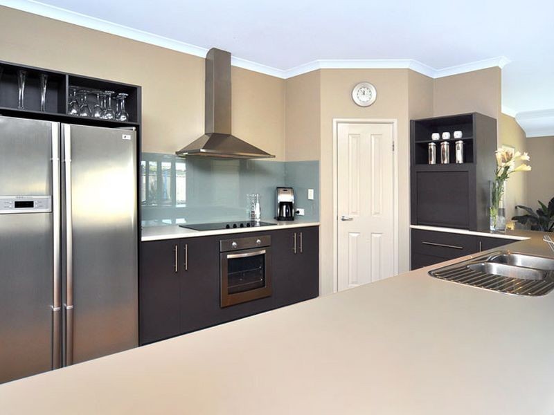 18 Emerald Street, Australind WA 6233