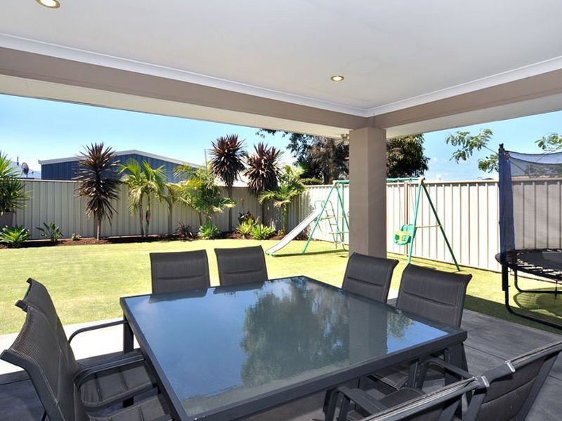 18 Emerald Street, Australind WA 6233