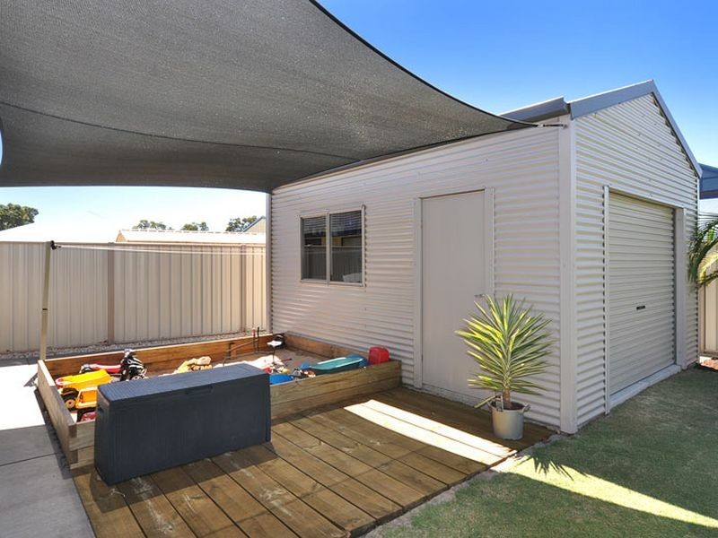 18 Emerald Street, Australind WA 6233