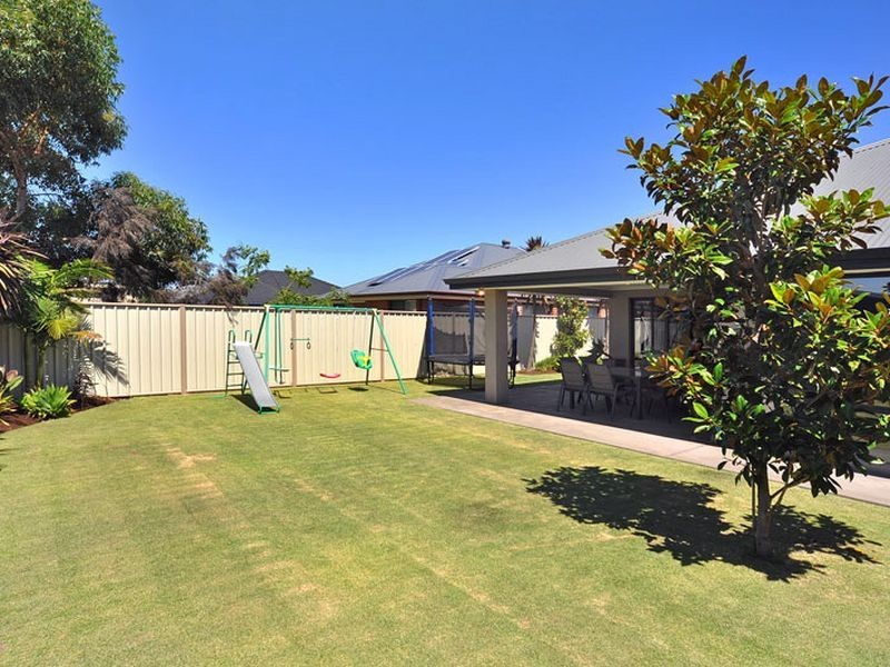 18 Emerald Street, Australind WA 6233