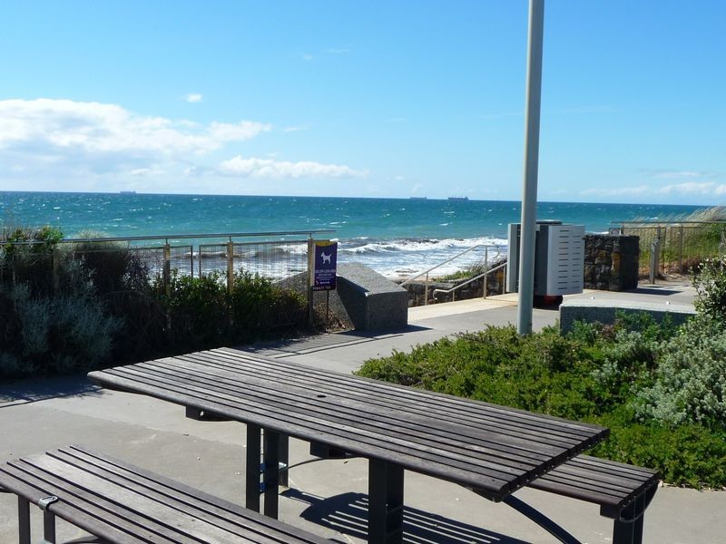 18 Isernia Place, South Bunbury WA 6230