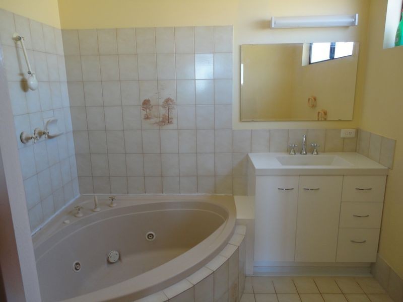 58 Pearce Road, Australind WA 6233