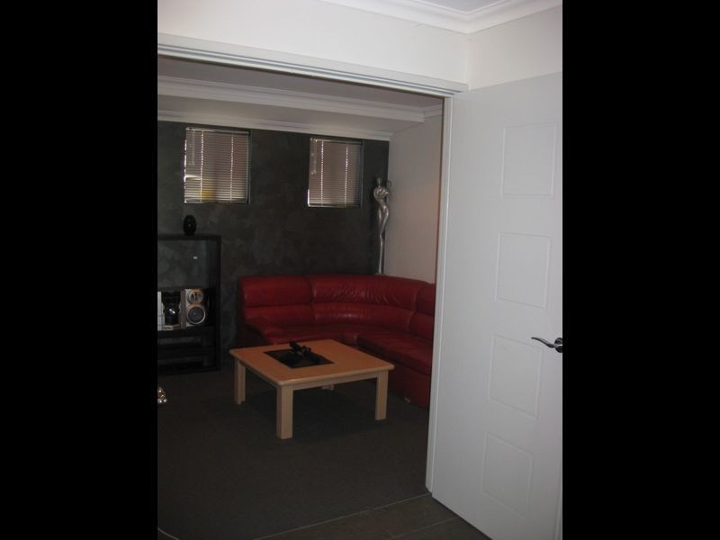 10 Wilson St, Carey Park WA 6230