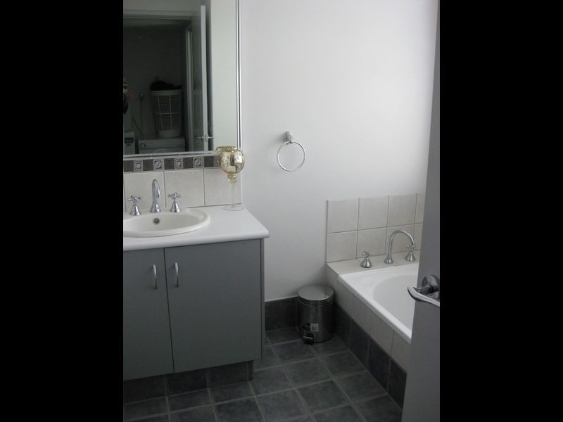 10 Wilson St, Carey Park WA 6230