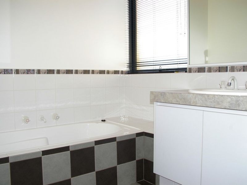 24 Alyxia Drive, Bunbury WA 6230