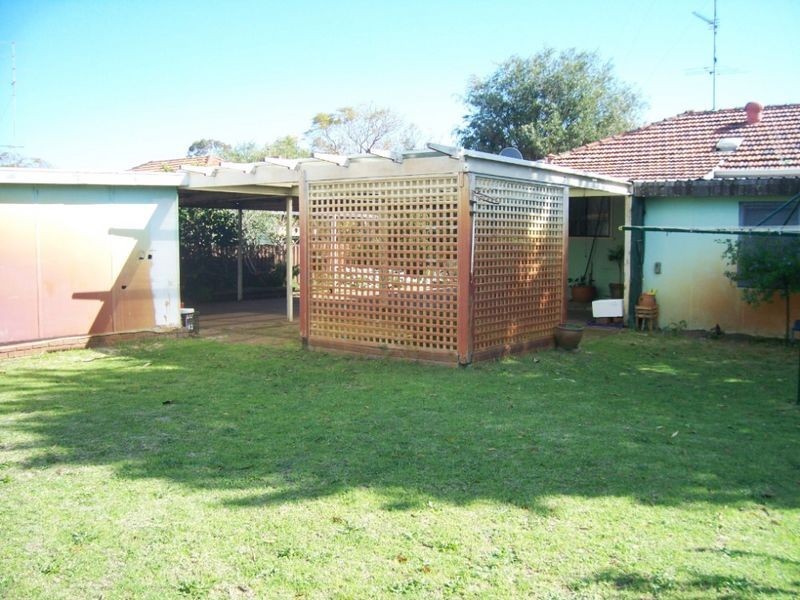 5 Flaherty Court, Carey Park WA 6230