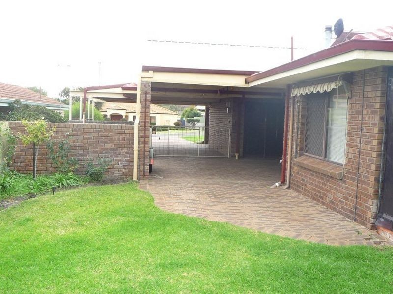 1 Absolon Crescent, Australind WA 6233