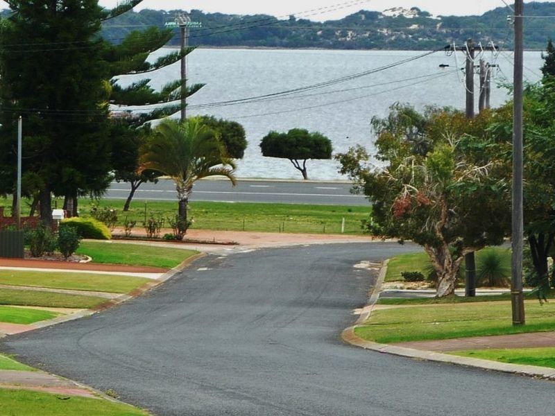 1 Absolon Crescent, Australind WA 6233