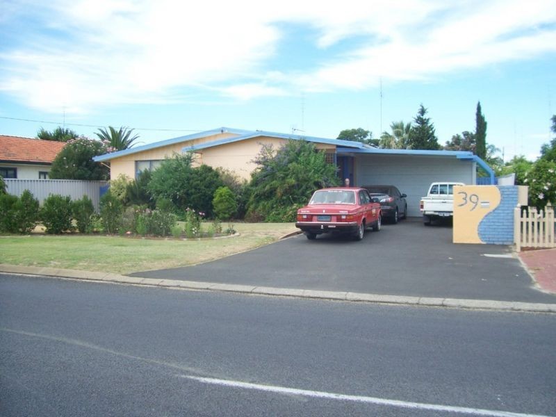 39 King Road, East Bunbury WA 6230