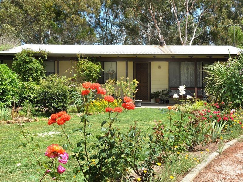 18 Buckle Street, Allanson WA 6225