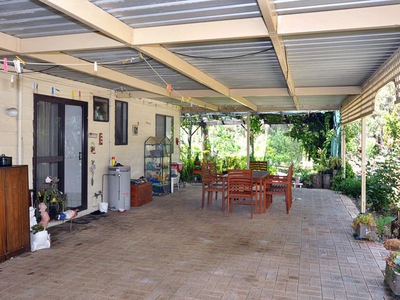 18 Buckle Street, Allanson WA 6225