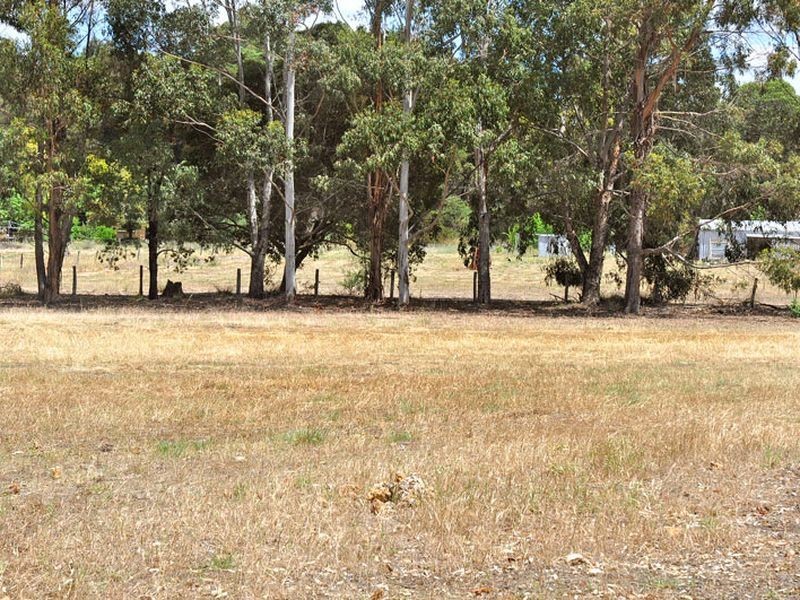 18 Buckle Street, Allanson WA 6225