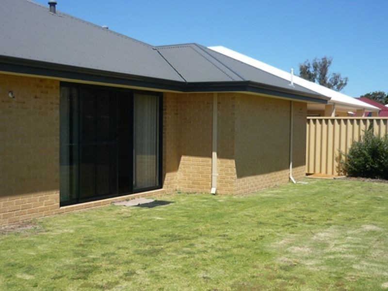 6 Kambany Approach, Dalyellup WA 6230