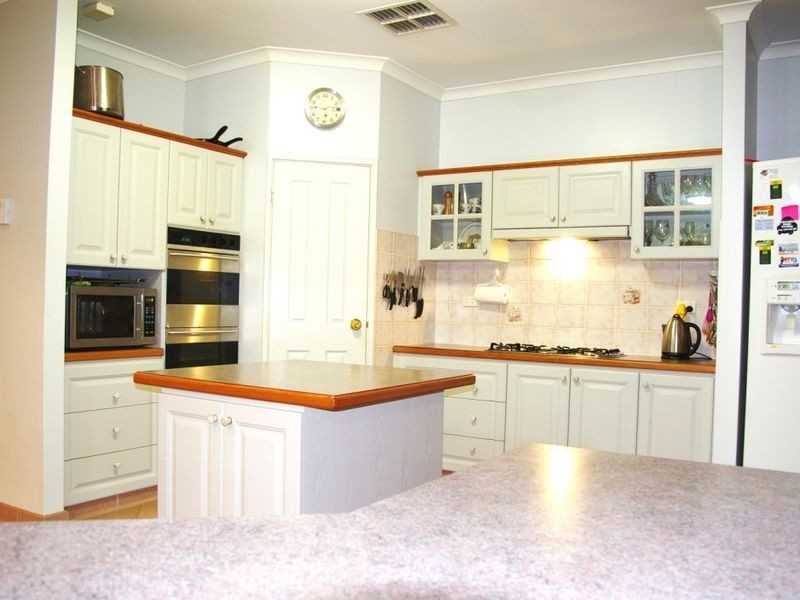7 Watermass Place, Australind WA 6233