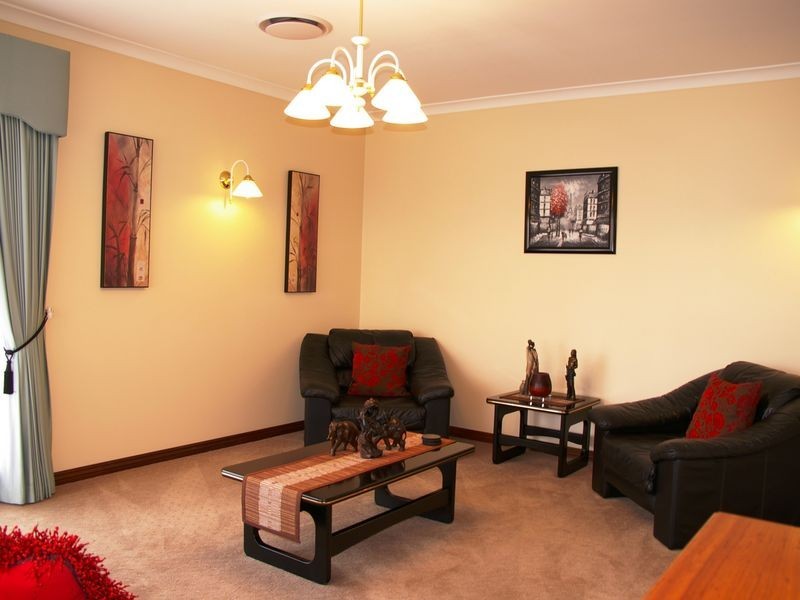 11 Oak Court, Eaton WA 6232