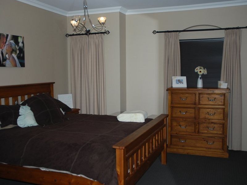 32 Illawarra Drive, Eaton WA 6232