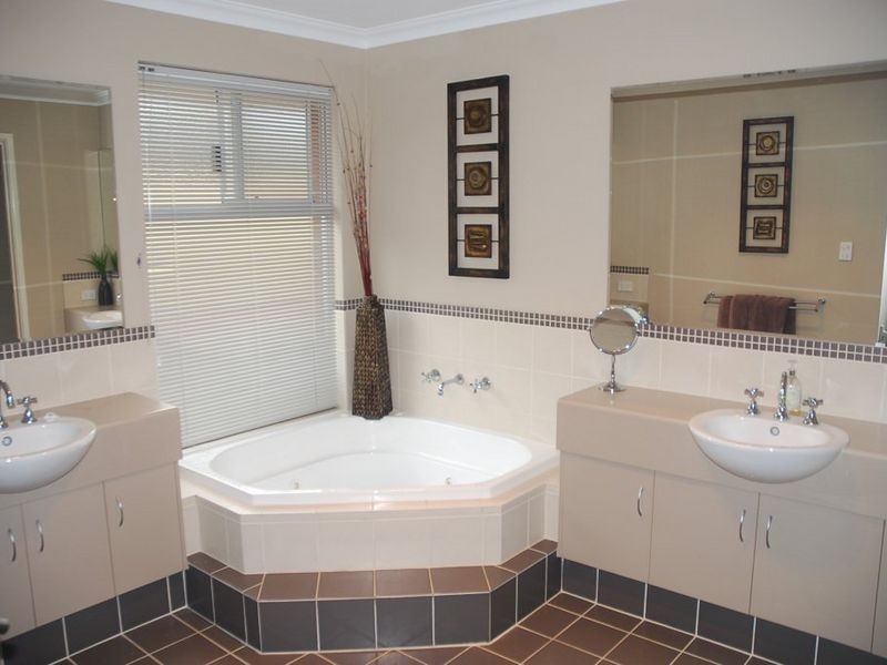 32 Illawarra Drive, Eaton WA 6232