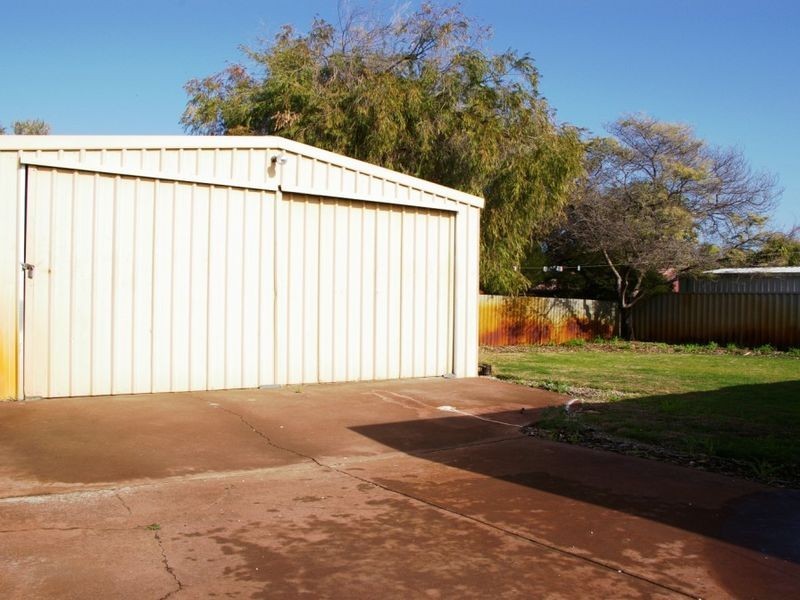 16 Brotherton Way, Australind WA 6233