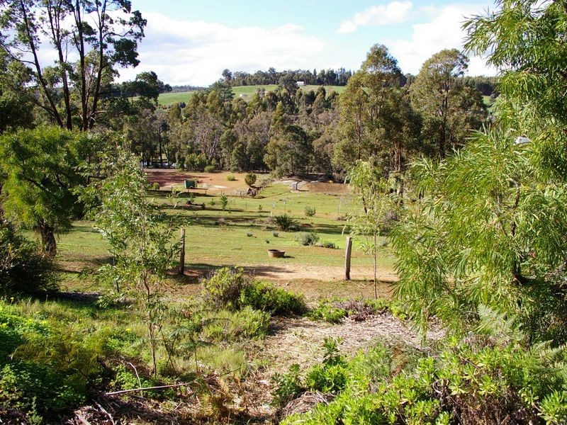 92 Grimwade Road, Greenbushes WA 6254