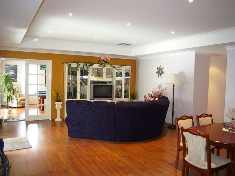 8 Kalang Way, Eaton WA 6232