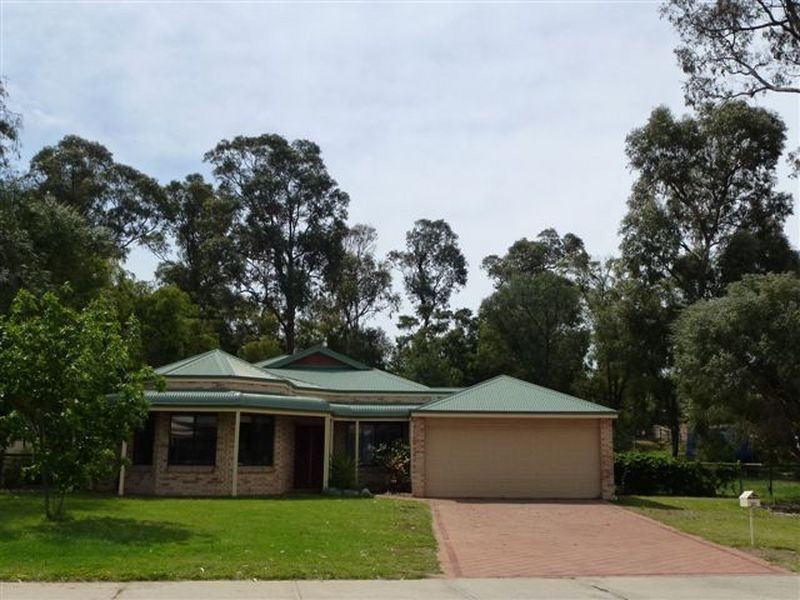 30 Samrose Road, Dalyellup WA 6230