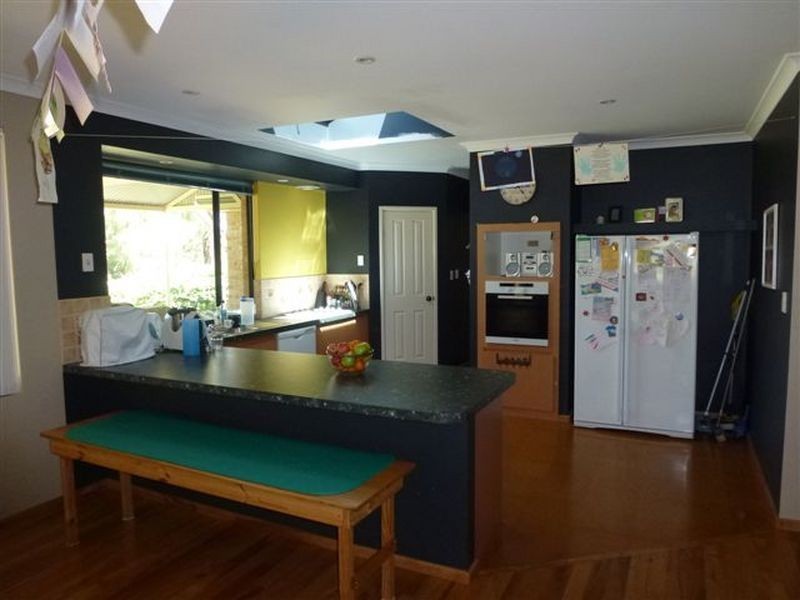 30 Samrose Road, Dalyellup WA 6230