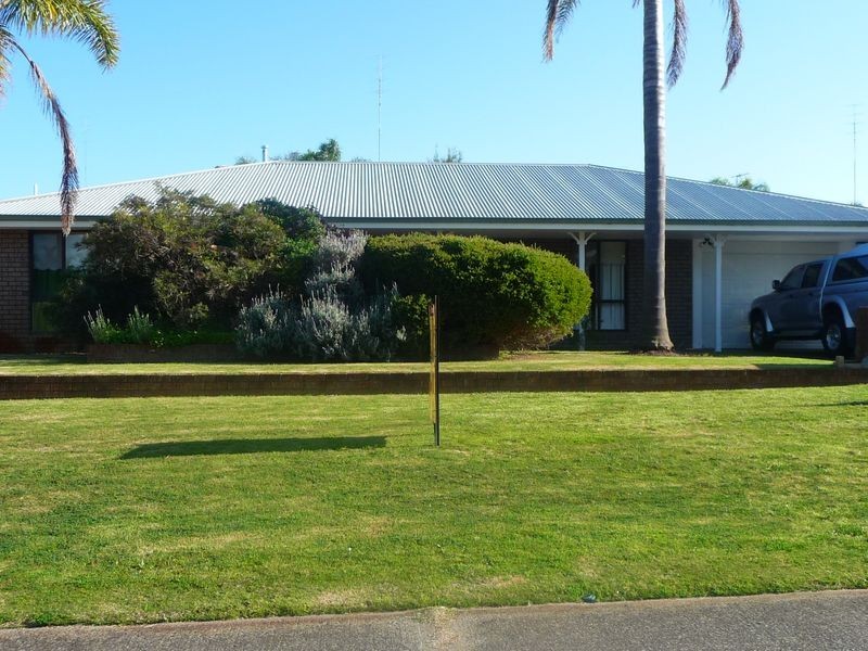 98 Travers Drive, Australind WA 6233