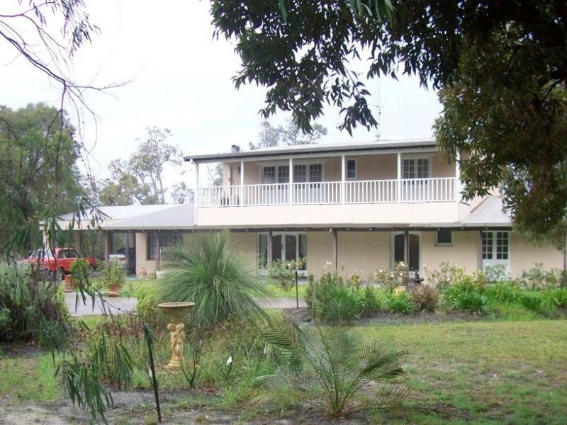 31 Australind Road, Leschenault WA 6233