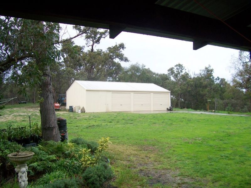 31 Australind Road, Leschenault WA 6233