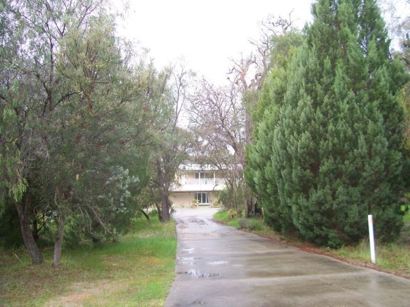 31 Australind Road, Leschenault WA 6233