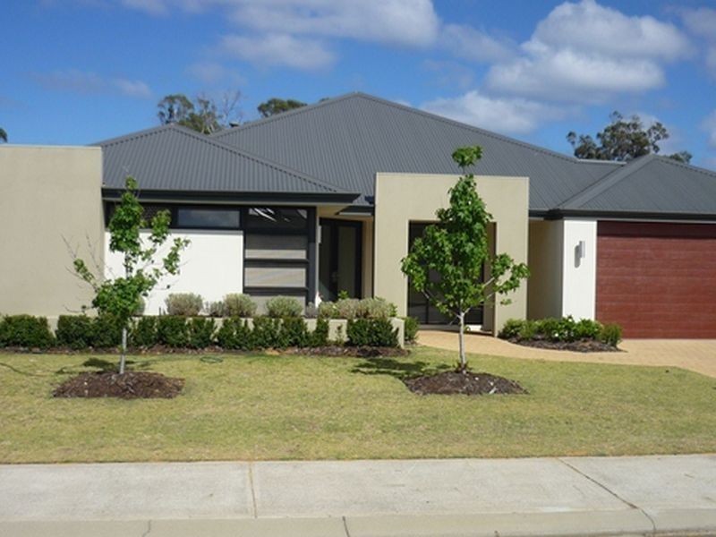 42 Sapphire Road, Dalyellup WA 6230