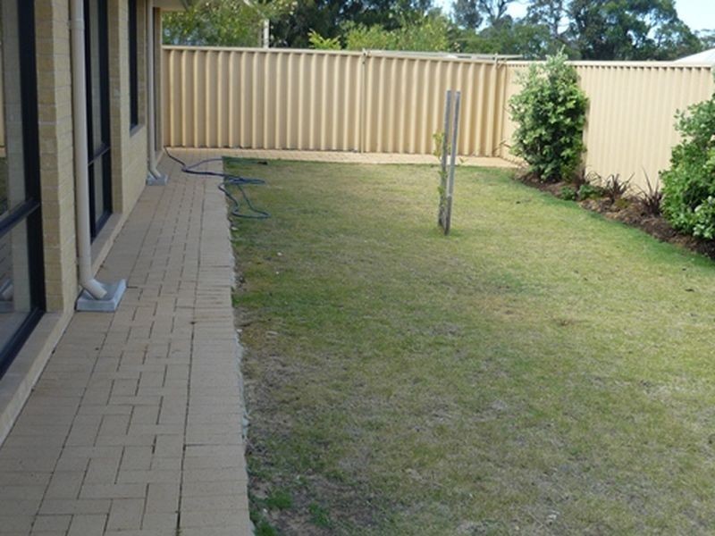 42 Sapphire Road, Dalyellup WA 6230