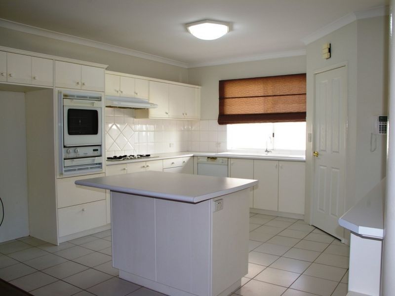 32 Pickworth Retreat, Pelican Point WA 6230