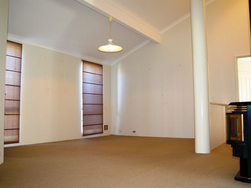 32 Pickworth Retreat, Pelican Point WA 6230