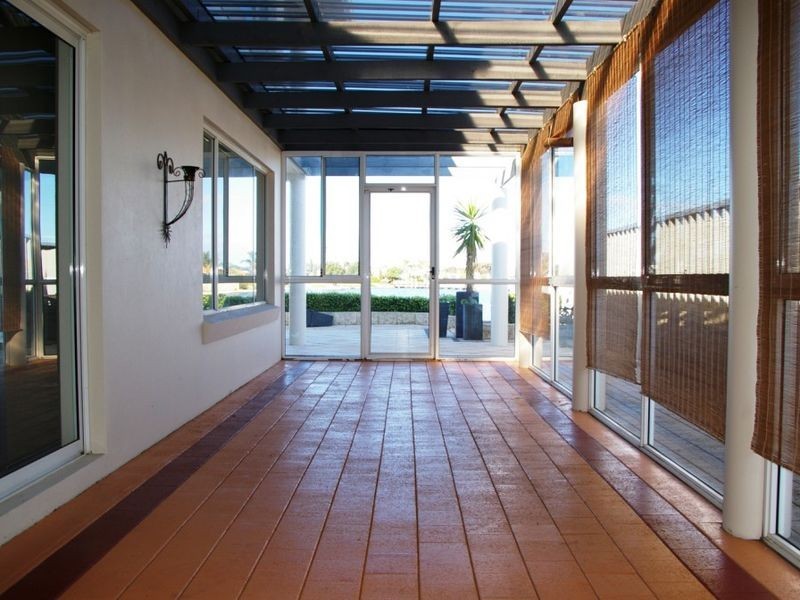 32 Pickworth Retreat, Pelican Point WA 6230