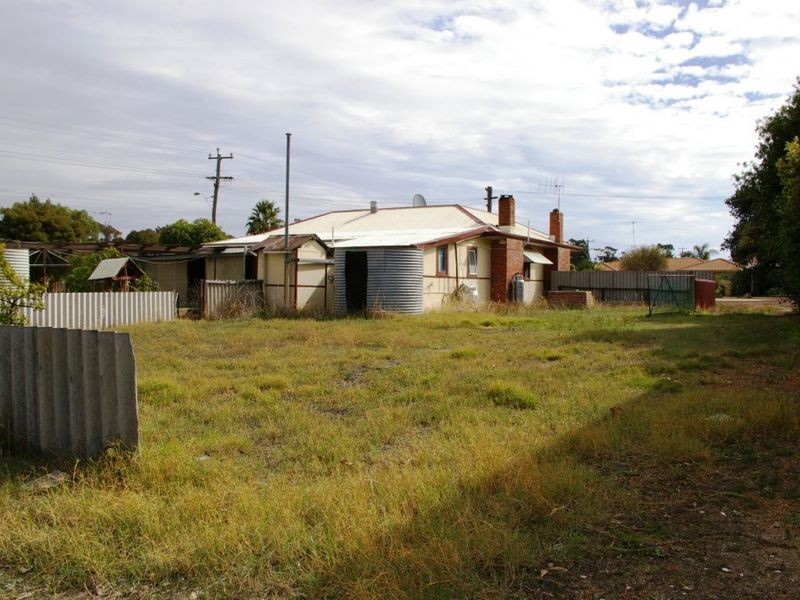 41 Amber Street, Katanning WA 6317