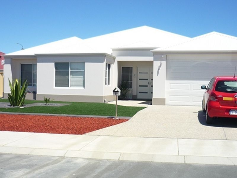 8 Kambany Approach, Dalyellup WA 6230