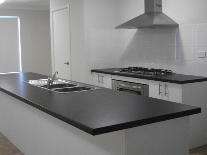 4 Cusworth Street, Glen Iris WA 6230